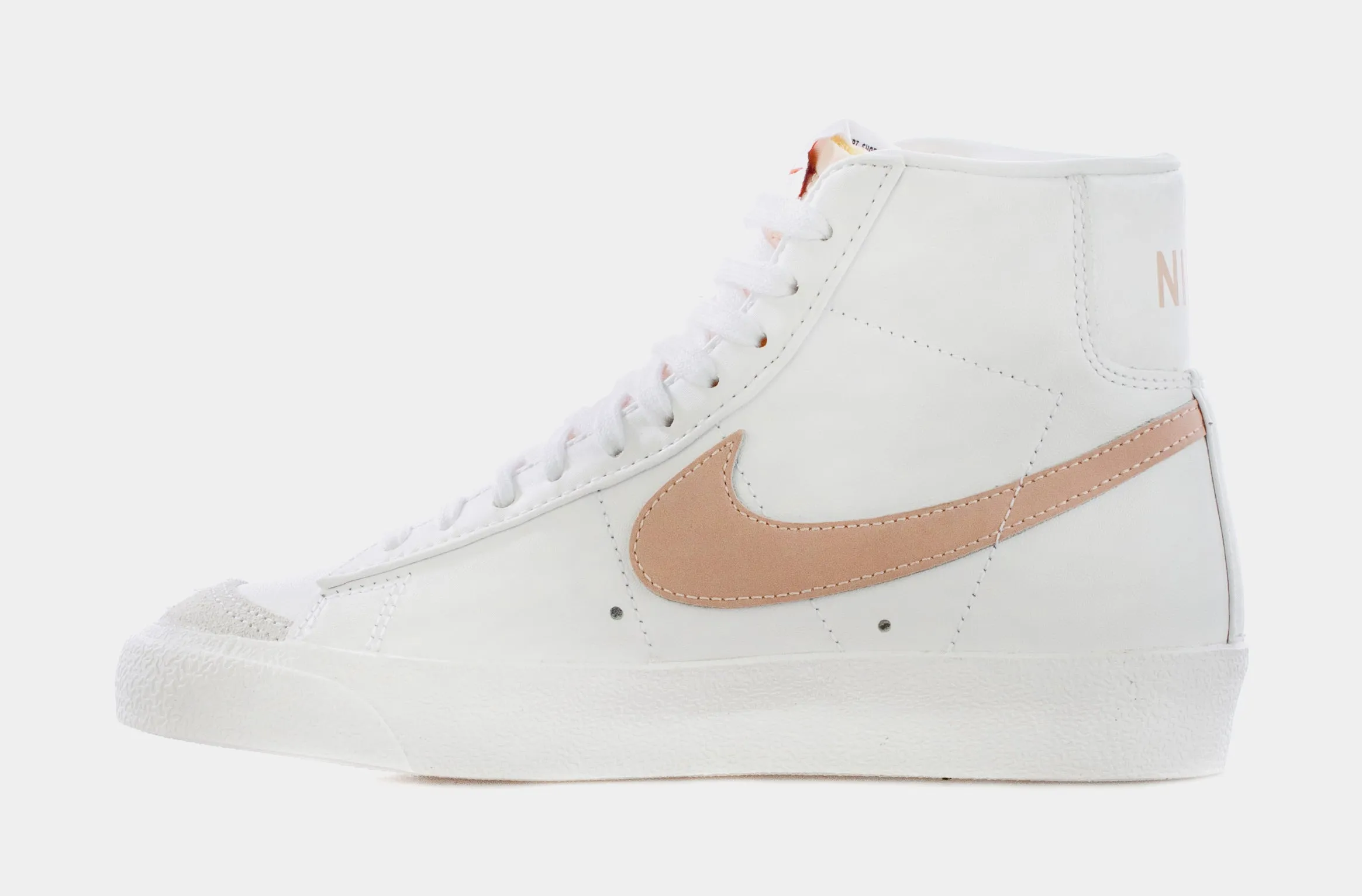 Blazer Mid '77 Vintage Womens Lifestyle Shoes (White/Pink)