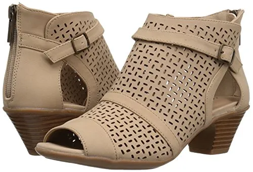 Easy Street Women's Carrigan Heeled Sandal, Sand, 7.5 M US