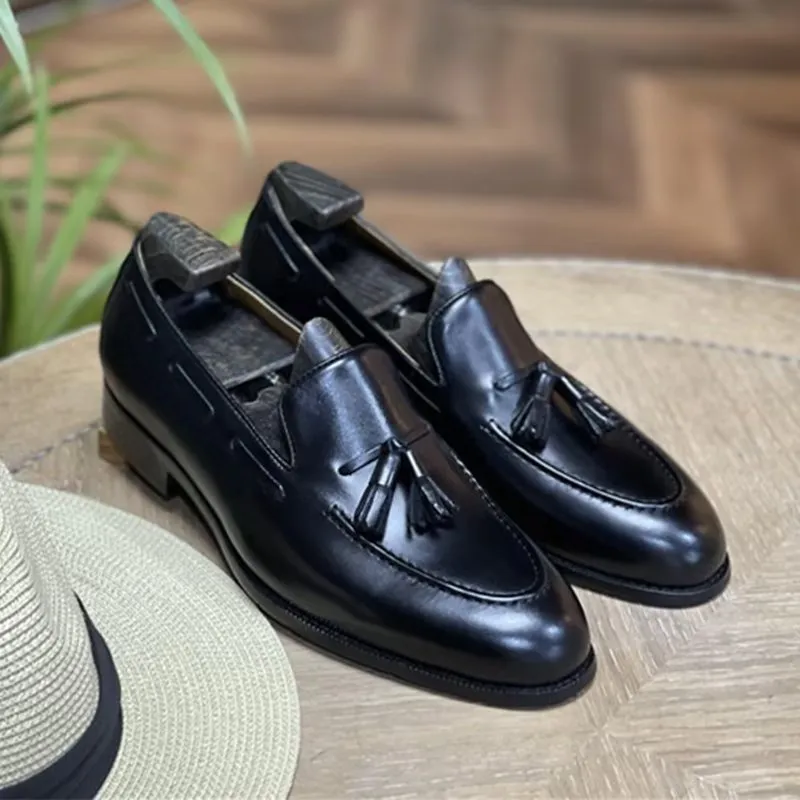 Elegant Tassel Brogue Style Leather Oxford Shoes