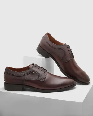 Leather Burgundy Solid Derby Shoes - Quddor