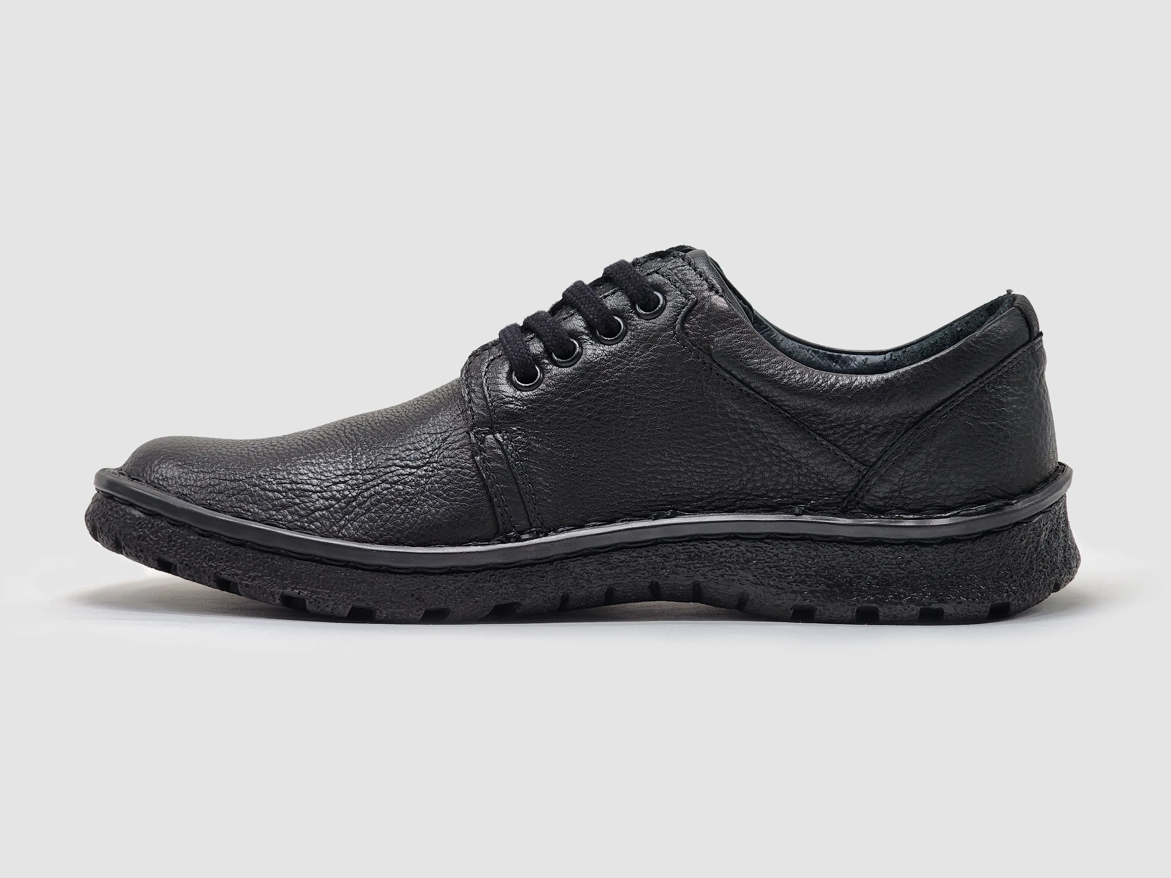 Men's Frosty Leather Shoes - Black