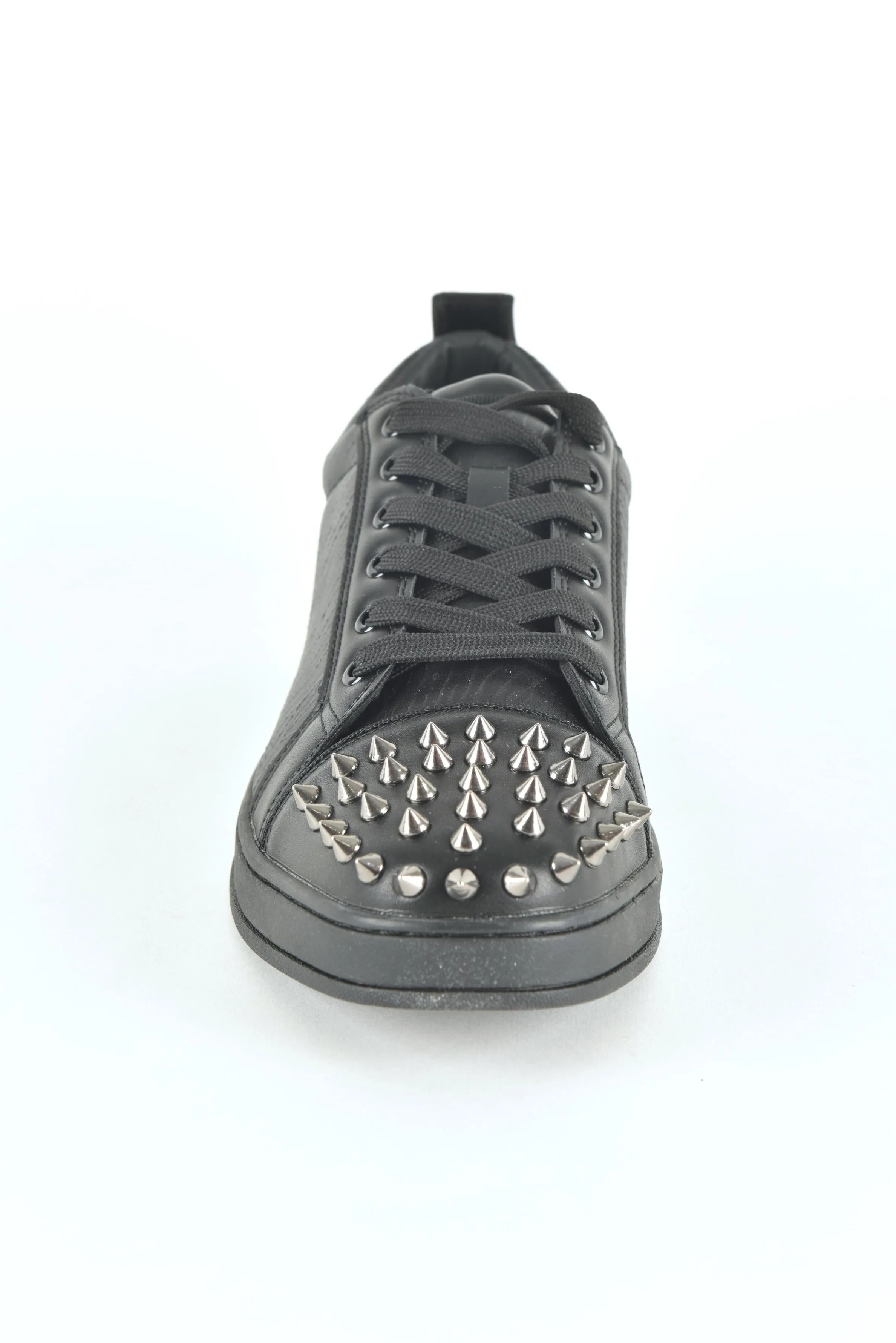 Mens Multi Fabric Low-Top Sneaker With Spikes