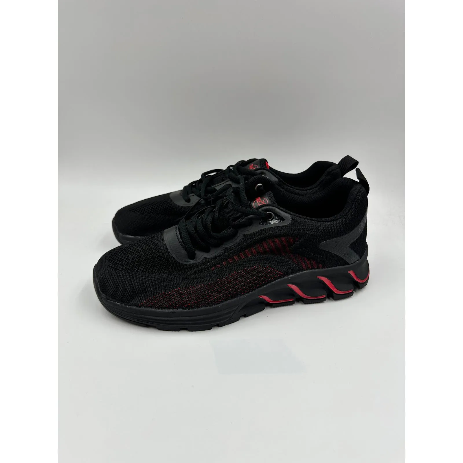 Men's Size 8, Black and Red Knit Running Sneakers