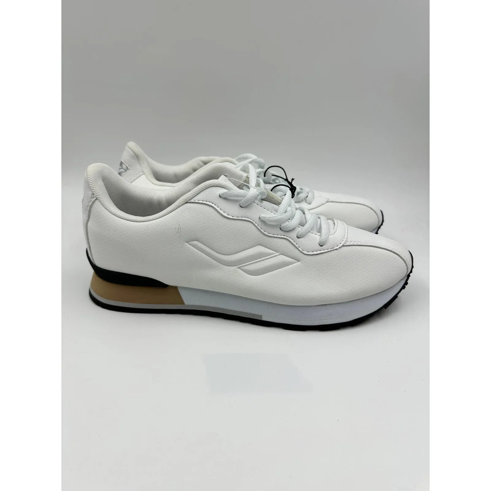 Men's Size 9.5, All White 70s Style Casual w/ Chunky Sole & Beige Accent on Sole