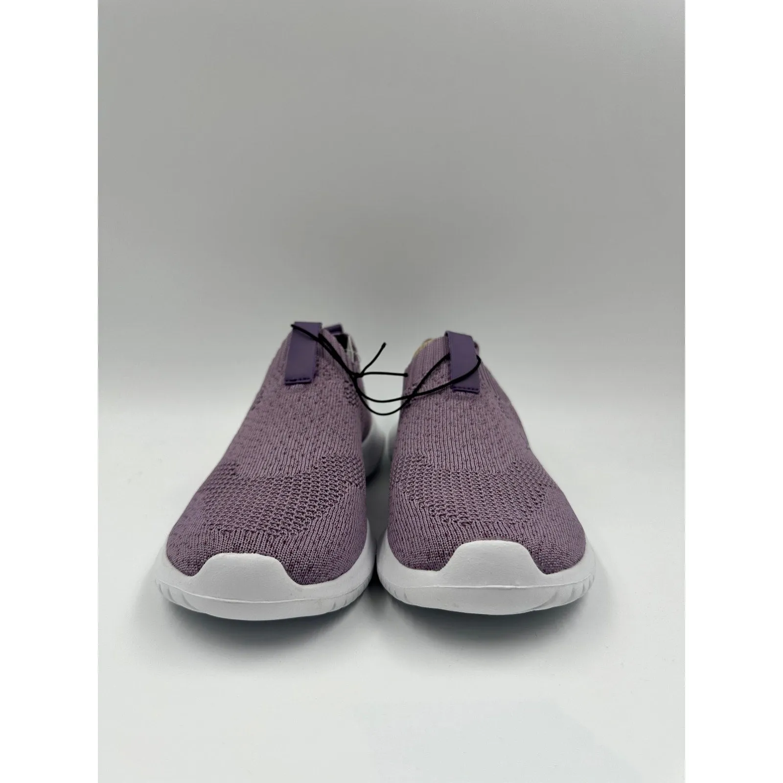 Women's Size 6.5, Light Purple Slip on Sneakers with a Knit Upper Sole